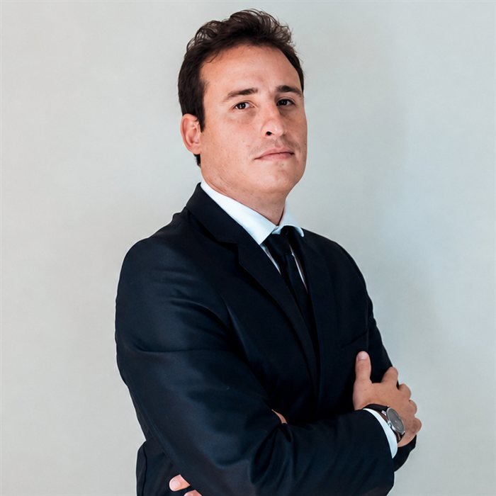 Ulicom Rios — Advogado especialista em Direito Médico